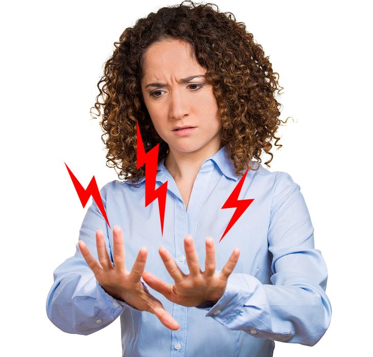 6 Signs That Your Body Desperately Needs More Vitamin B12